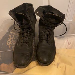 Frye Men’s distressed dark brown (barely black) boot